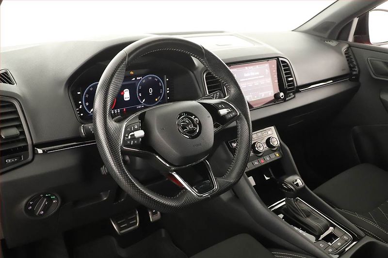 Škoda Karoq (2023) Sportline 1.5 TSI - fotka 17 z 20