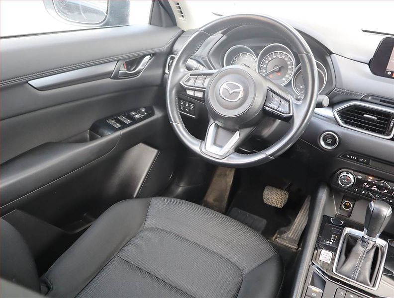 Mazda CX-5 (2018) Takumi 2.0 Skyactiv-G - fotka 7 z 19