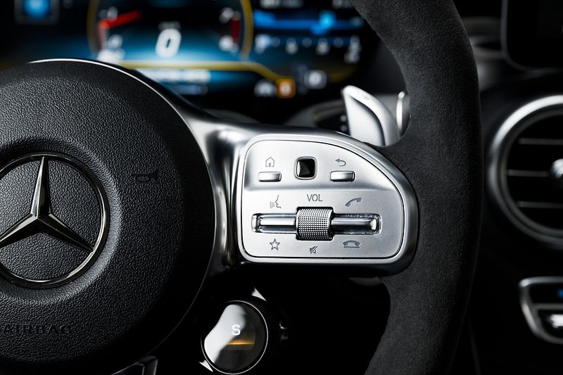 Mercedes-Benz GLC 63S 4M*Aerodymic AMG - fotka 30 z 51