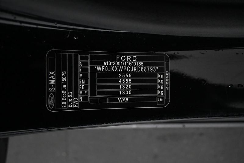Ford S-MAX 2,0 EcoBlue 110 kW AT8 Titaniu - fotka 8 z 32
