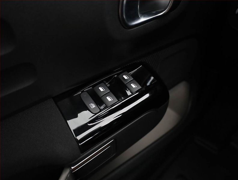 Citroën C3 (2021) 1.2 PureTech, Serv.kniha, Navi - fotka 16 z 18