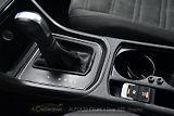 Volkswagen Touran 2.0TDi DSG TAŽNÉ 2xKOLA  - náhled 36