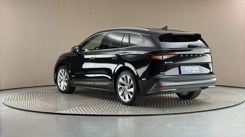 Škoda Enyaq 82 Kwh AUT 80 Loft - fotka 2 z 28