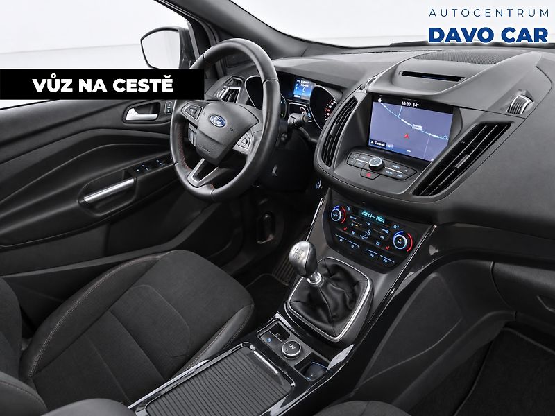 Ford Kuga 1,5 EB 110 kW ST-Line - fotka 3 z 10