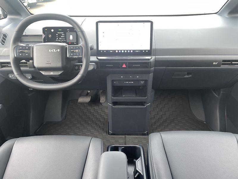 Kia PV5 (2026) 5P 4x2 PLUS 89 KW + 51,5 KWH - fotka 14 z 31