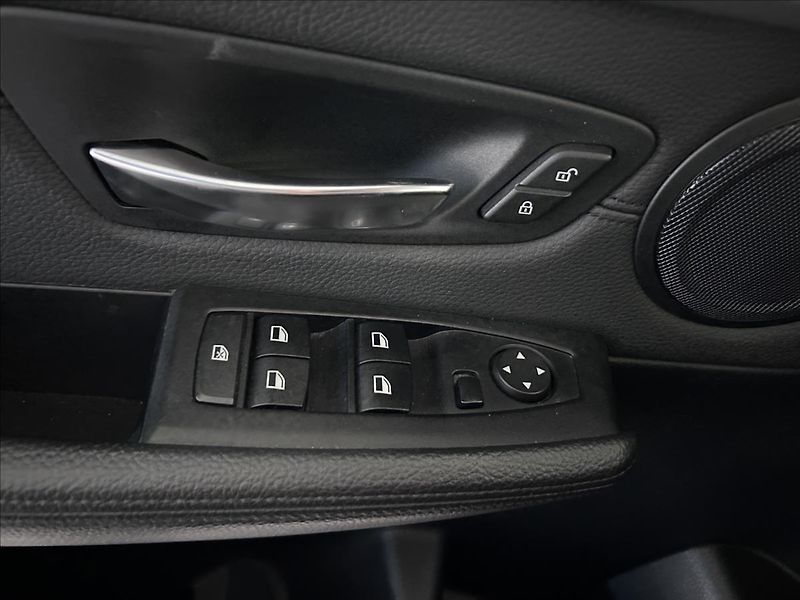 BMW Řada 2 2,0   218d,ActiveTourer,2.MAJ - fotka 12 z 34
