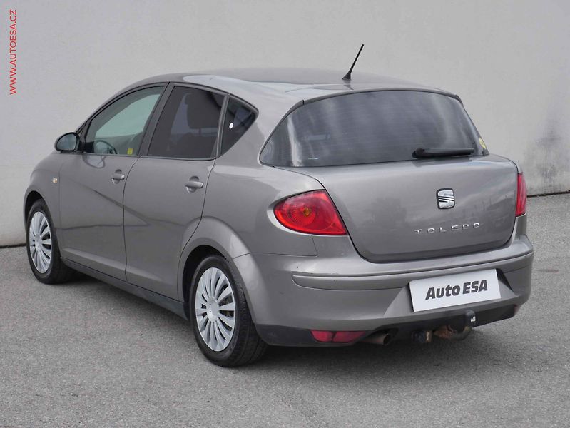 Seat Toledo (2005) 1.6i, ČR, AC, TZ - fotka 6 z 17