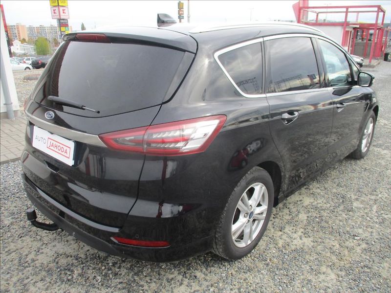 Ford S-MAX 2,0 TDCi, Titanium,servis,DPH, - fotka 5 z 38