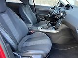 Peugeot 308 SW 1.5 BlueHDi 96 kW - náhled 6