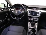 Volkswagen Passat (2015) Comfortline 2.0 TDI, Automat - náhled 7