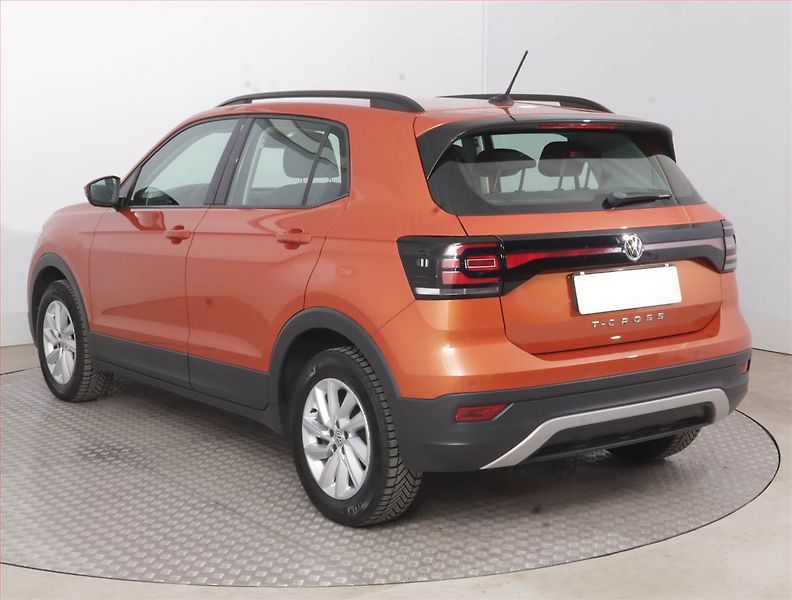 Volkswagen T-Cross (2021) Life 1.0 TSI, Serv.kniha, Navi - fotka 4 z 15