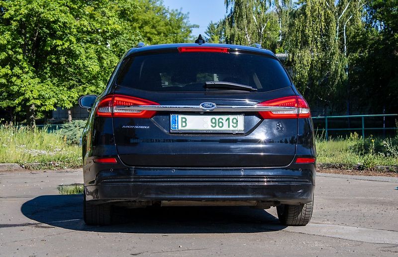 Ford Mondeo - fotka 6 z 20