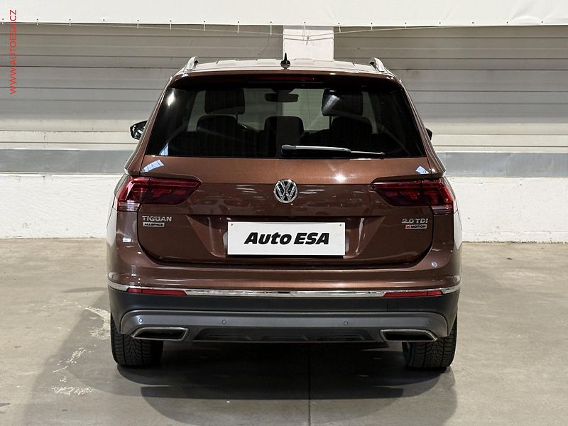 Volkswagen Tiguan (2018) 2.0TDI Allspace 4x4, ČR - fotka 5 z 19