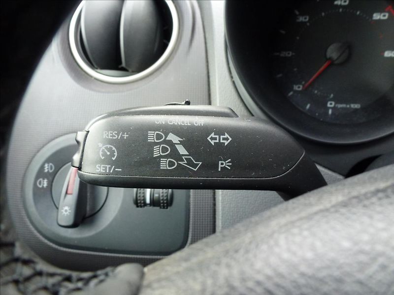 Seat Ibiza 1,2 TDI 3,4-3,9 l/100km  EcoMo - fotka 34 z 48