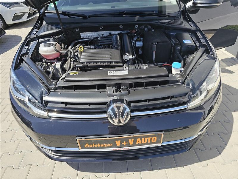 Volkswagen Golf 1,4TSi 110KW DSG Highline - fotka 46 z 50