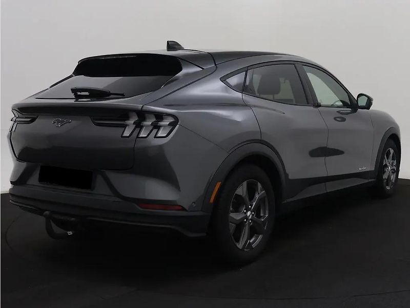 Ford Mustang Mach-E RWD 75kWh 190kW 1.Maj DPH TZ - fotka 2 z 11