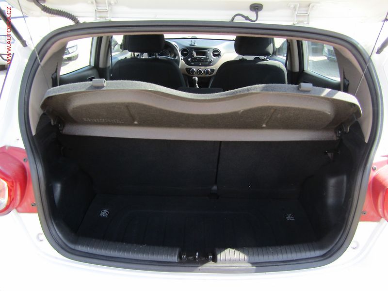 Hyundai i10 (2016) 1.0i, AC - fotka 7 z 19