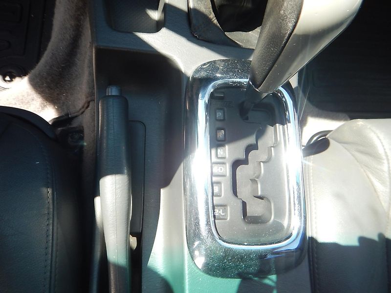 Toyota Hilux 3.0 D-4D, 4x4, AUTOMAT, TAŽNÉ - fotka 22 z 26