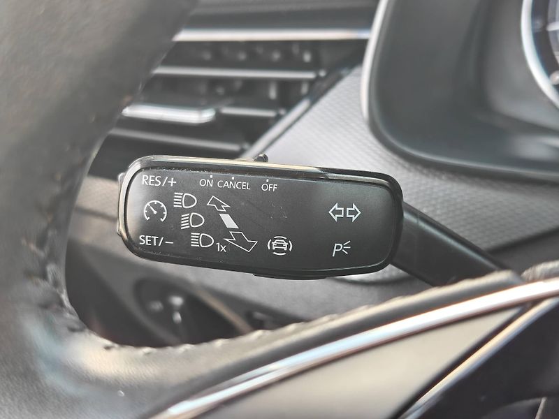Škoda Kamiq Ambition 6MP 1,0TSI - fotka 13 z 22