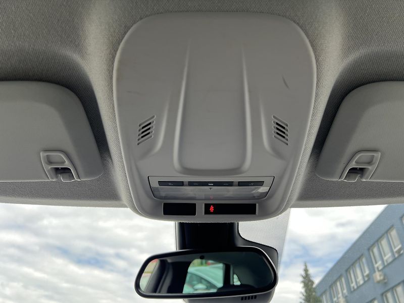 Opel Crossland X 1.2T AUTOMAT NOVÉ ROZVODY - fotka 19 z 48