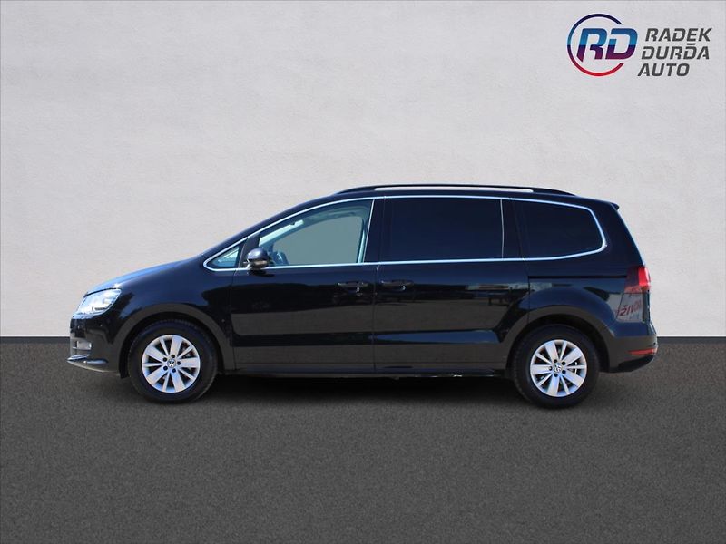 Volkswagen Sharan 2,0 TDI  NAVIGACE,TAŽNÉ - fotka 8 z 33