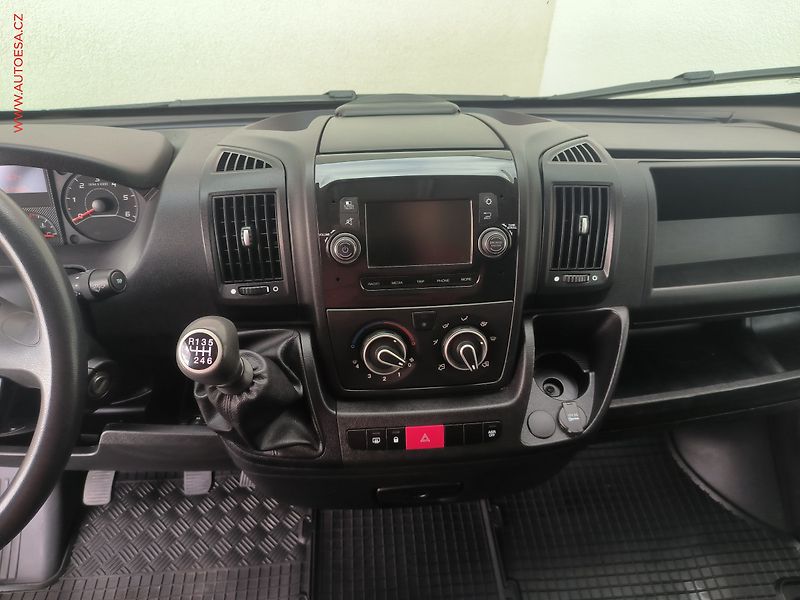 Peugeot Boxer (2021) 2.2HDi L4H2, 1.maj,ČR, 121kW - fotka 13 z 23