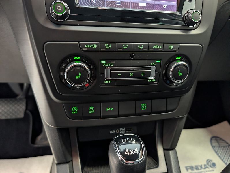 Škoda Yeti 1.4 TSI DRIVE 4x4 DSG - fotka 16 z 28