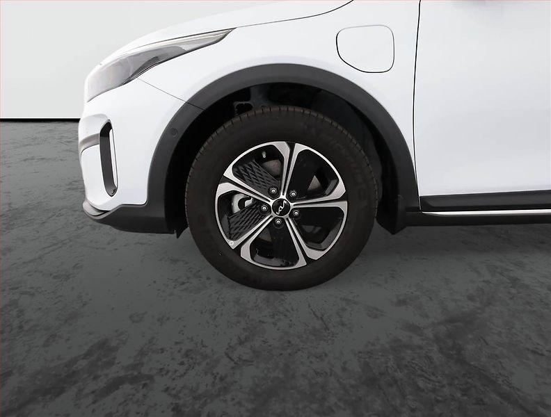 Kia XCeed (2025) Plug-in-Hybrid, DPH, Navigace - fotka 15 z 24