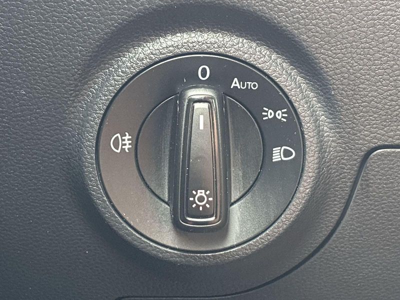 Seat Arona (2022) 1.5 TSI DSG FR - fotka 16 z 29