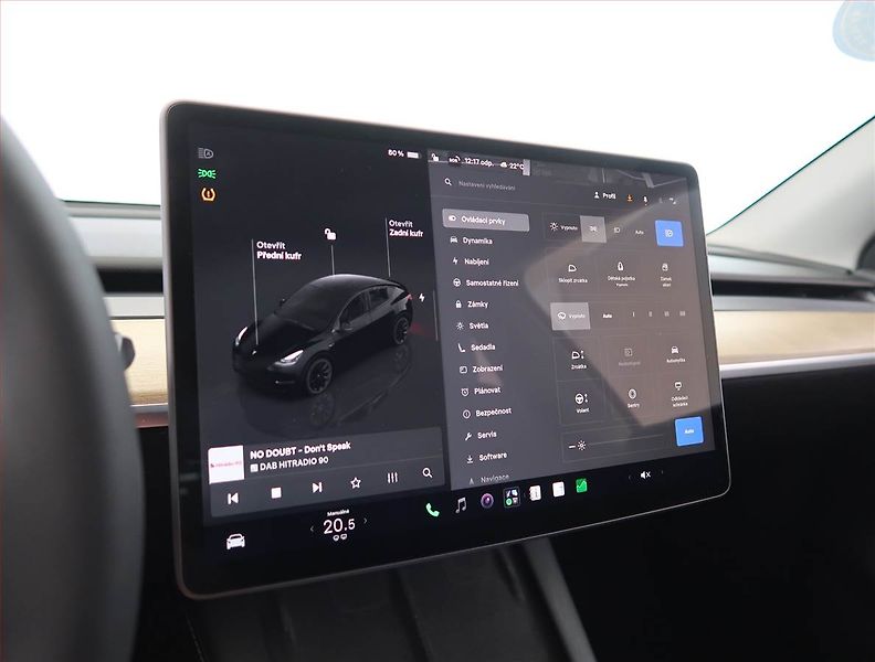 Tesla Model Y (2022) Long Range AWD 79kWh, SoH 92% - fotka 24 z 33