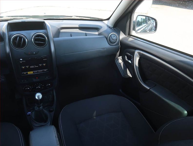 Dacia Duster (2014) 1.6 16V, LPG, Tempomat - fotka 8 z 16