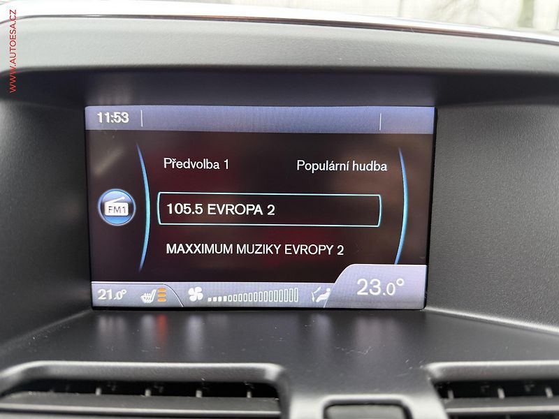Volvo XC60 (2012) 2.4 D 4x4, xenon, kůže - fotka 13 z 19