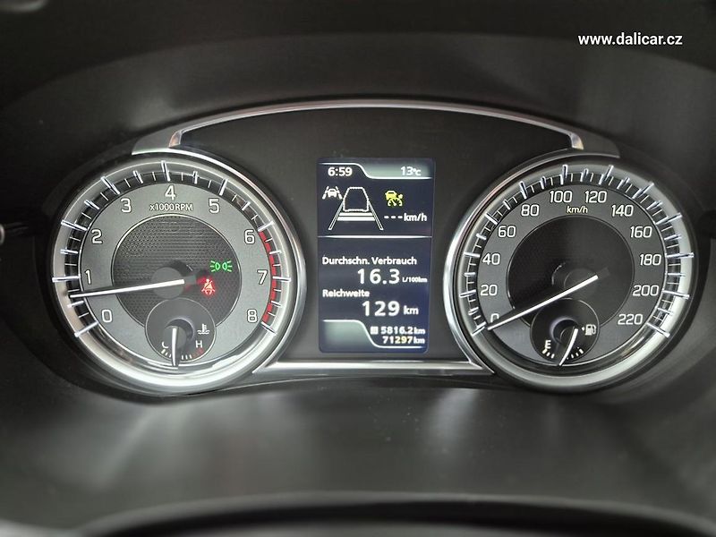 Suzuki Vitara (2021) 1.4i 95KW COMFORT Navi LED ACC - fotka 25 z 52