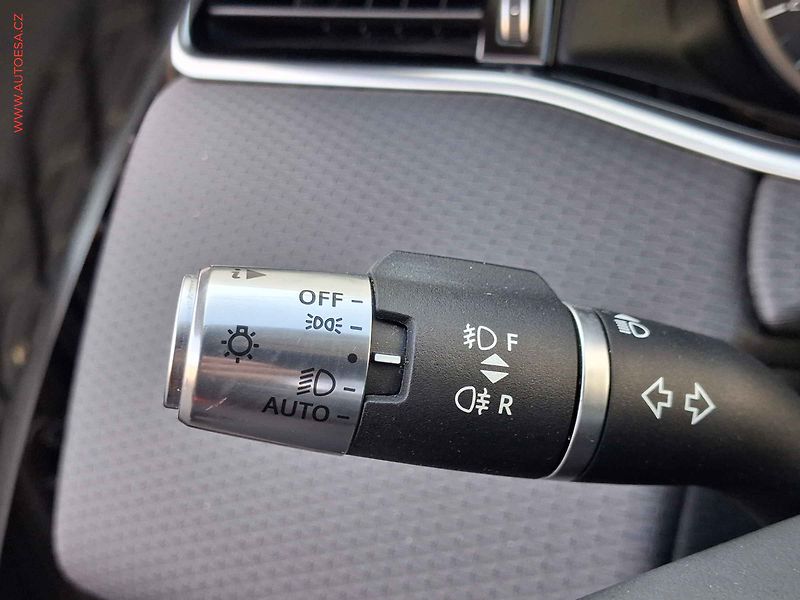Land Rover Range Rover Evoque (2021) 2.0 D 4x4, 2.maj,ČR, AT - fotka 17 z 24