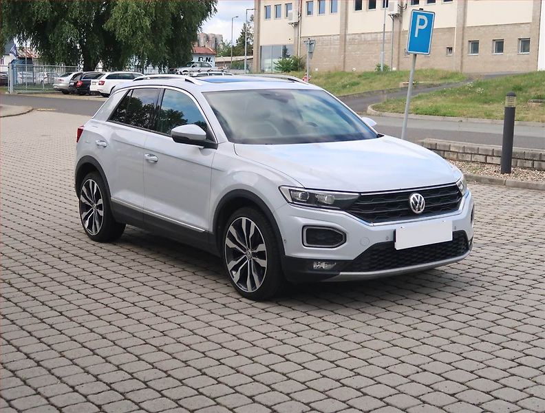Volkswagen T-Roc (2018) Style 2.0 TSI 4Motion, 4X4 - fotka 1 z 20