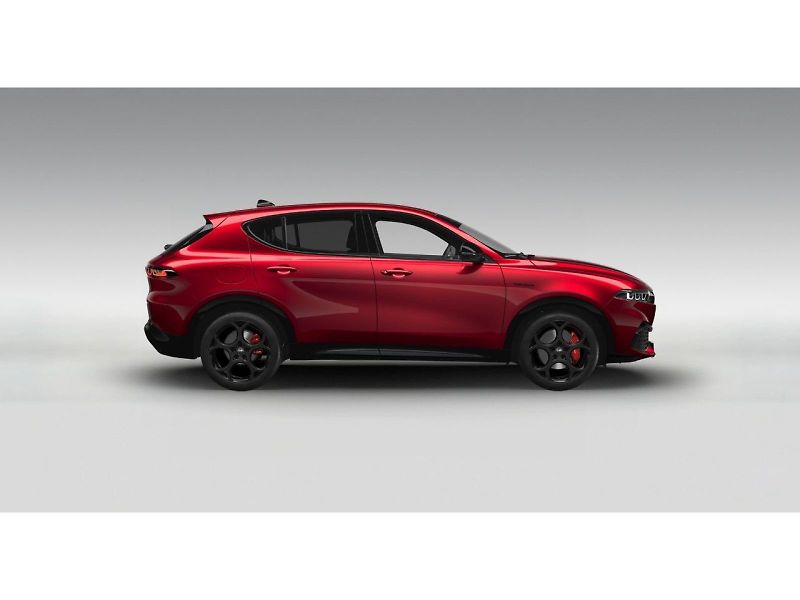 Alfa Romeo Tonale (2026) 1.5 T Ibrida 175k AT7 VELOCE * - fotka 2 z 6