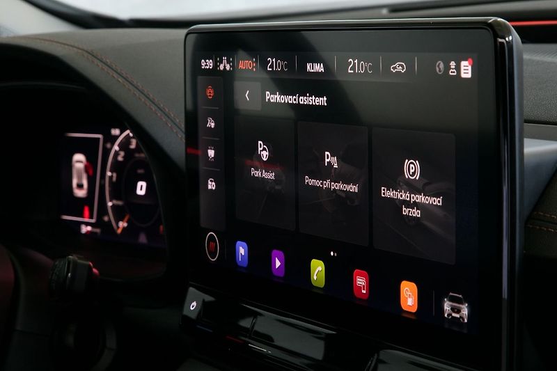 Cupra Formentor 1.5TSI 110kW LED Kamera ZÁRUKA - fotka 26 z 41