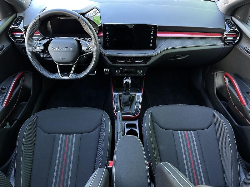 Škoda Fabia 1.5TSi DSG Monte Carlo 150PS K - fotka 38 z 45