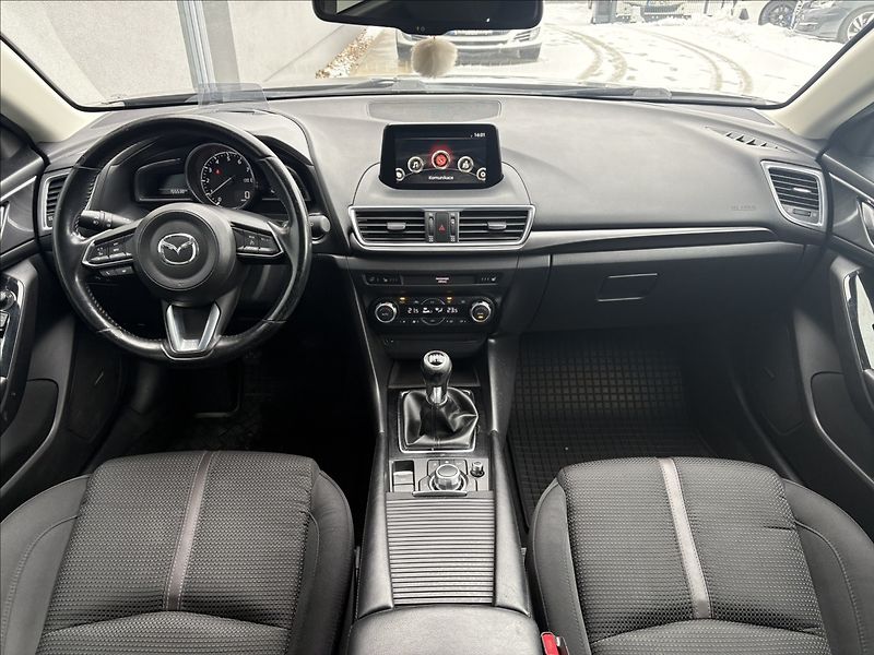 Mazda 3 2,0 i 88 KW REVOLUTION CZ 1.M - fotka 12 z 27