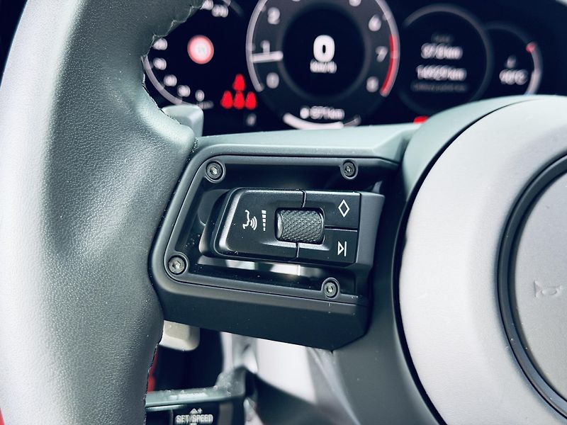 Porsche Cayenne (2025) VZDUCH SPORTDESIGN BOSE CHRONO - fotka 18 z 40