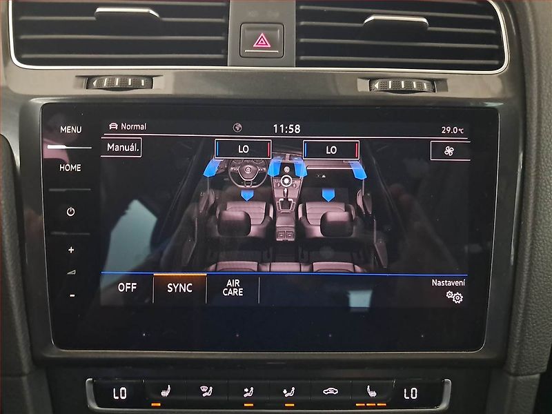Volkswagen Golf (2017) 2.0 TDI, 4X4, Automat, Navi - fotka 23 z 28