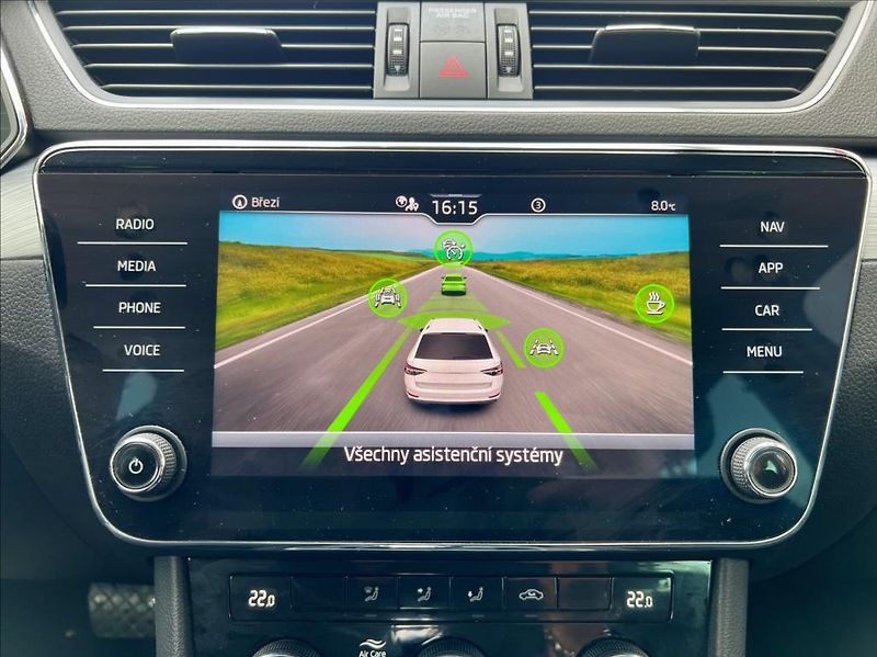 Škoda Superb 2,0 TDI DSG VIRTUAL ACC ZÁRUKA - fotka 35 z 48