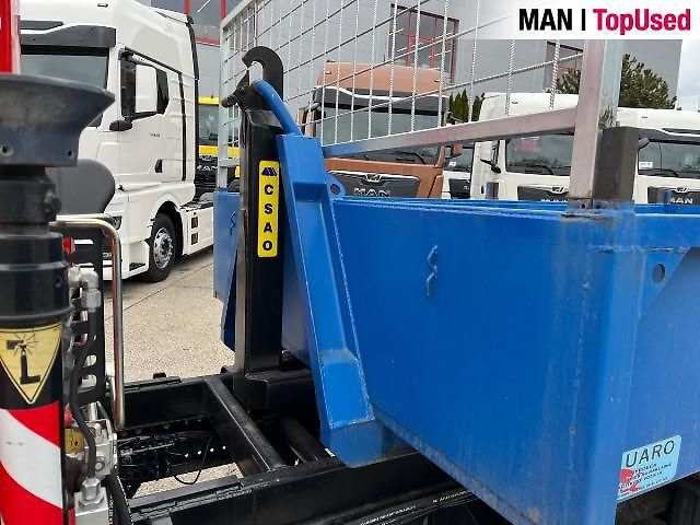MAN TGL 12.190 nosič + HR Fassi - fotka 10 z 26
