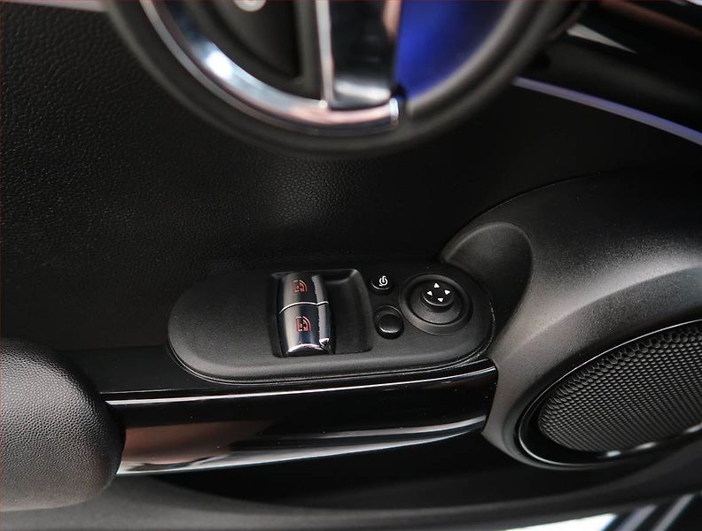 Mini Ostatní (2023) Cooper SE 32 kWh, SoH 97% - fotka 23 z 25