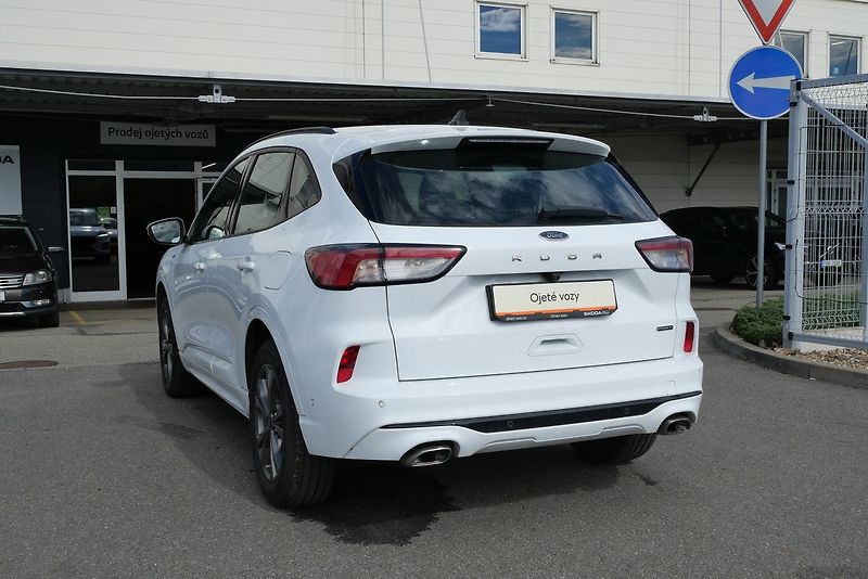 Ford Kuga - fotka 4 z 6
