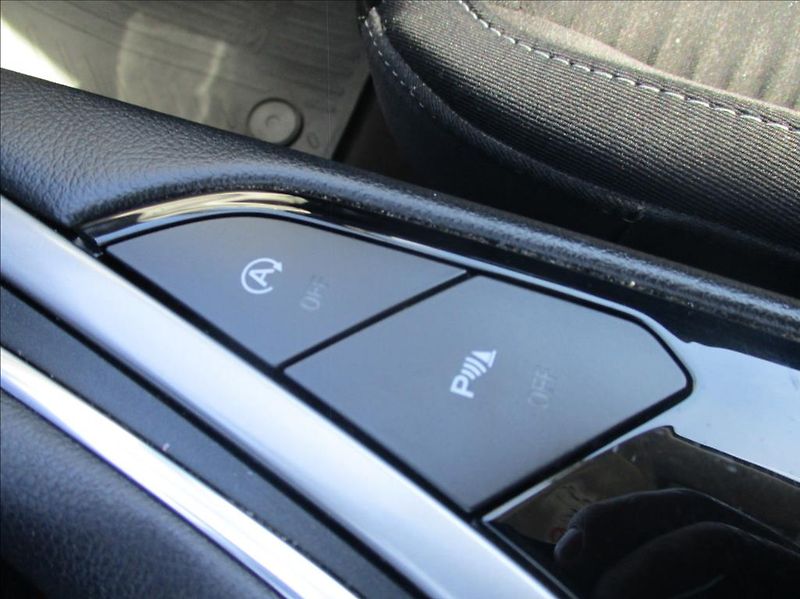 Ford S-MAX 2,0 TDCi, NAVI,serviska,tažné, - fotka 37 z 49