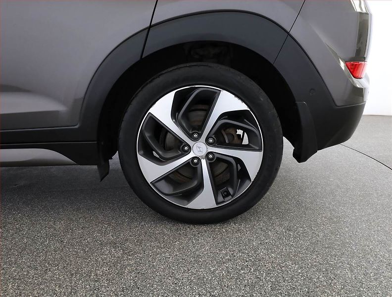 Hyundai Tucson (2015) Premium 2.0 CRDi, 4X4 - fotka 19 z 19