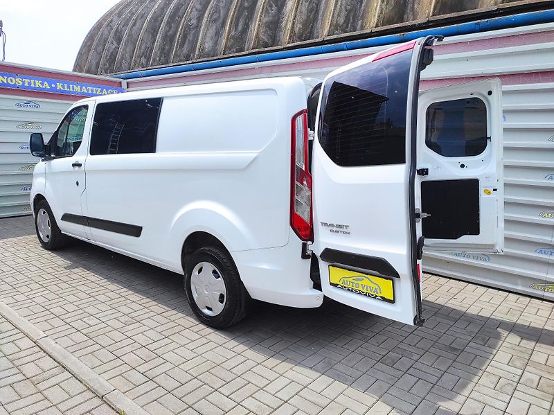 Ford Transit Custom 2.0EcoBlue mHev, L2, 6 míst,TZ - fotka 30 z 42