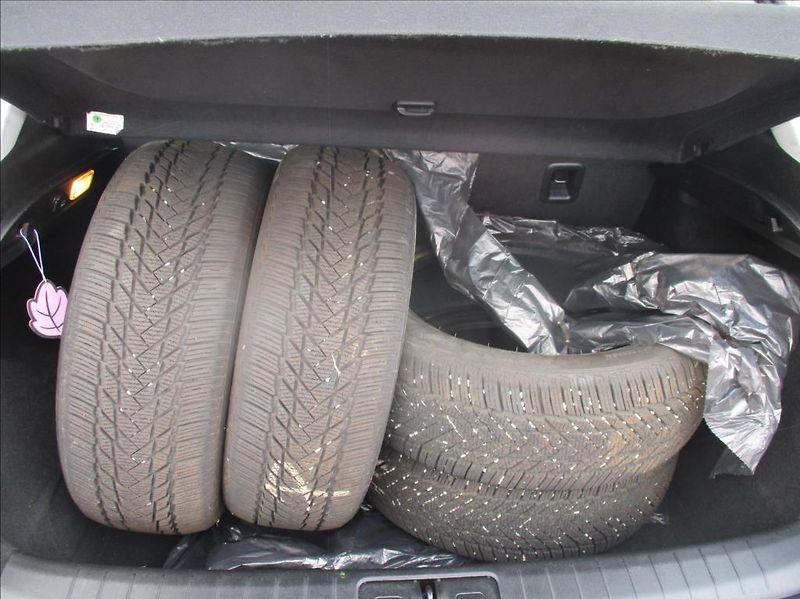 Fiat Tipo 1,4 i 16V, digiklima,Zamluven - fotka 13 z 40