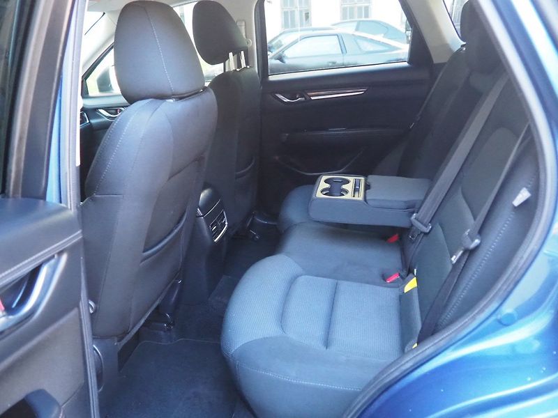 Mazda CX-5 (2018) 2.2 AWD - fotka 15 z 38